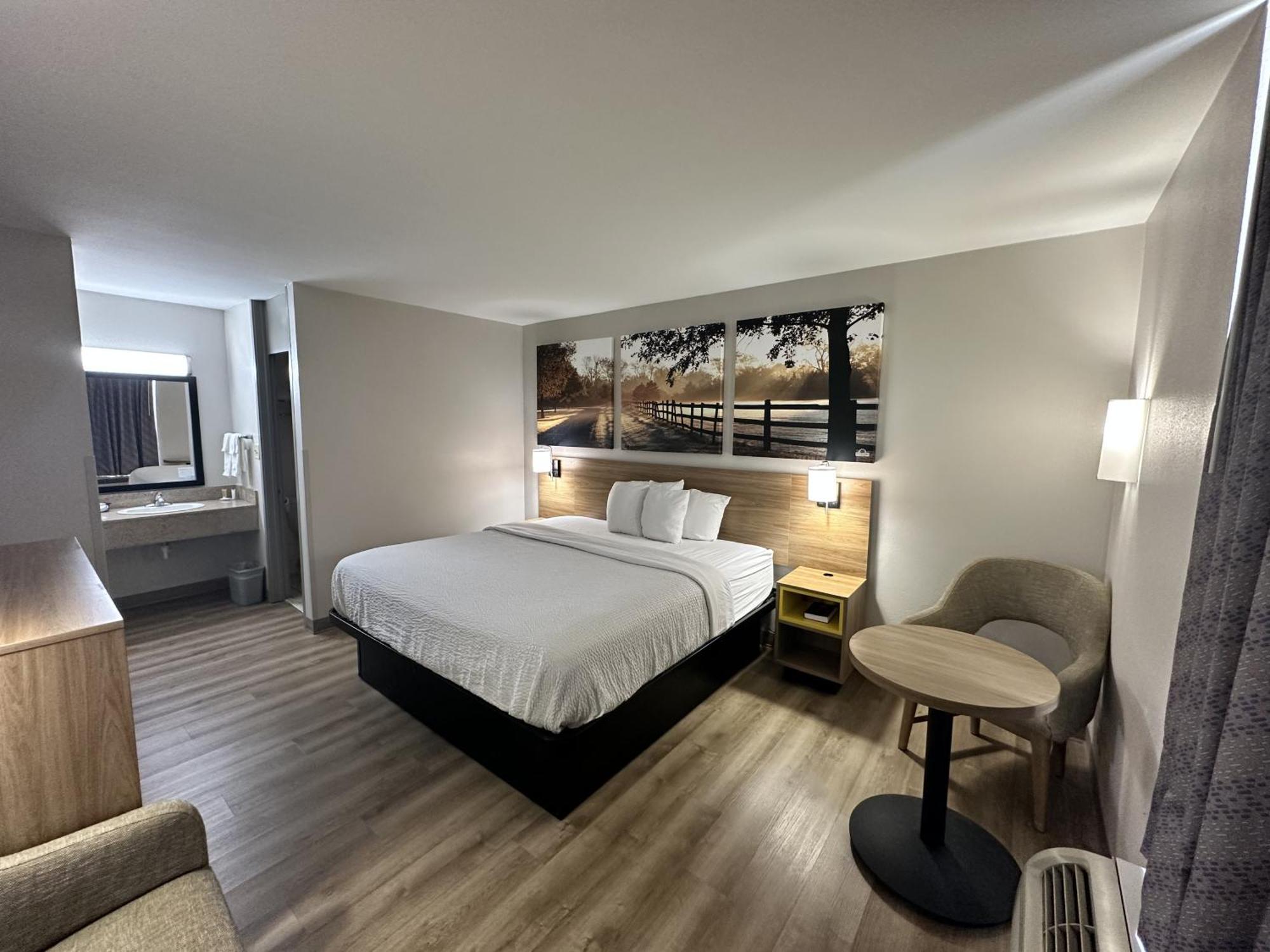 Days Inn By Wyndham Adel I-75 Екстер'єр фото